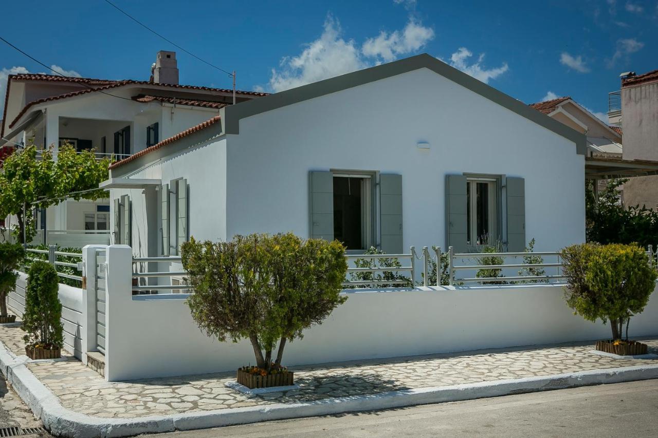 Olvio Living By The Sea Villa Сами Екстериор снимка