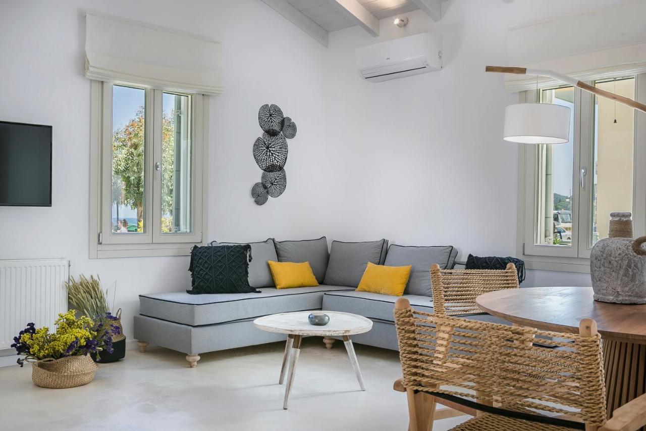 Olvio Living By The Sea Villa Сами Екстериор снимка